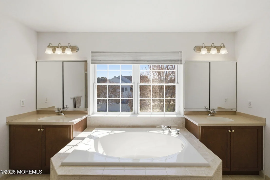 Photo of 20 Royal Lane