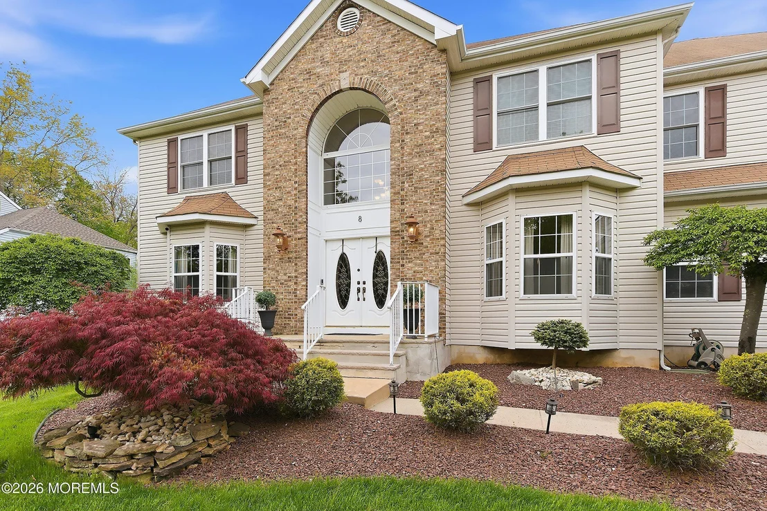 Photo of 8 Arboretum Drive