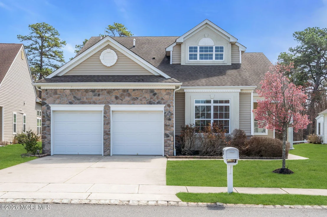 Photo of 87 Bayville Way