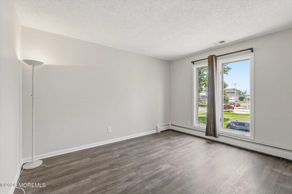 Photo of 14 Scheiber Drive