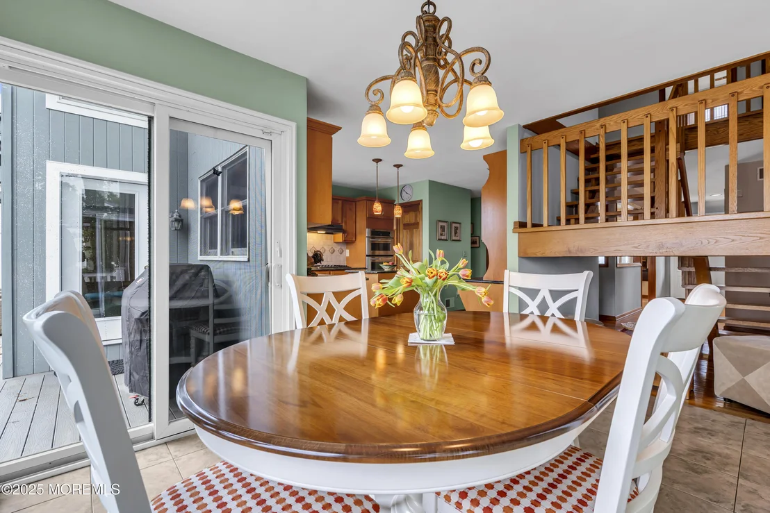 Photo of 560 Midwood Drive