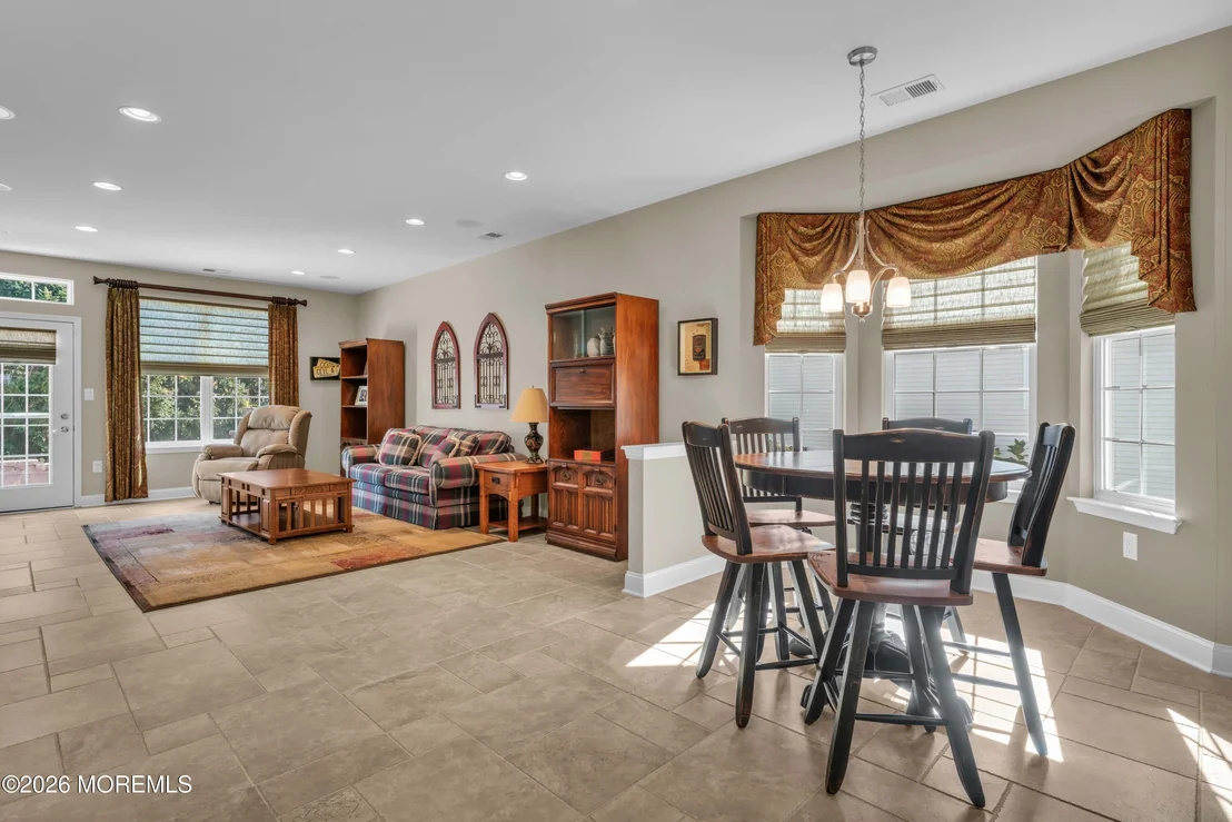 Photo of 178 Huntington Drive