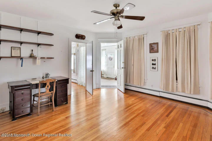 Photo of 147 Broadway