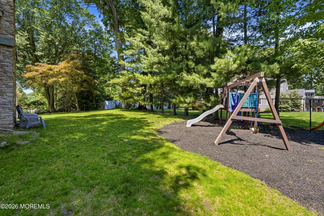 Photo of 558 Green Lane