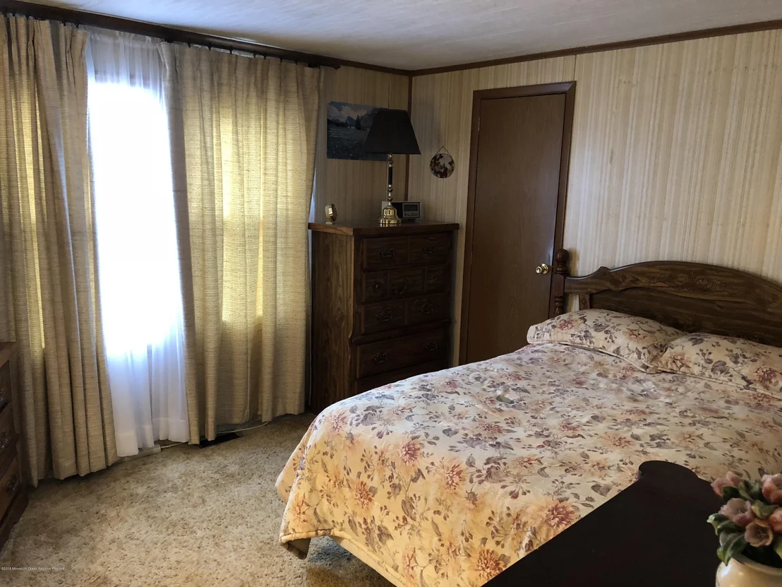 Photo of 646 Dede Drive
