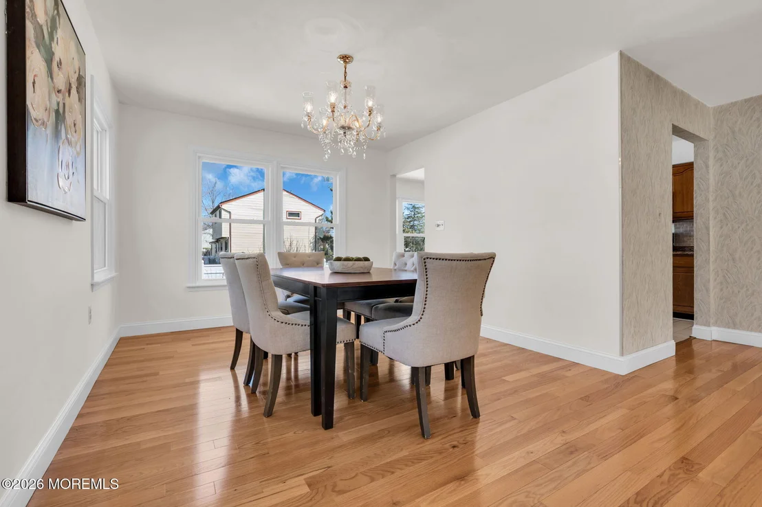 Photo of 522 Woolley Drive
