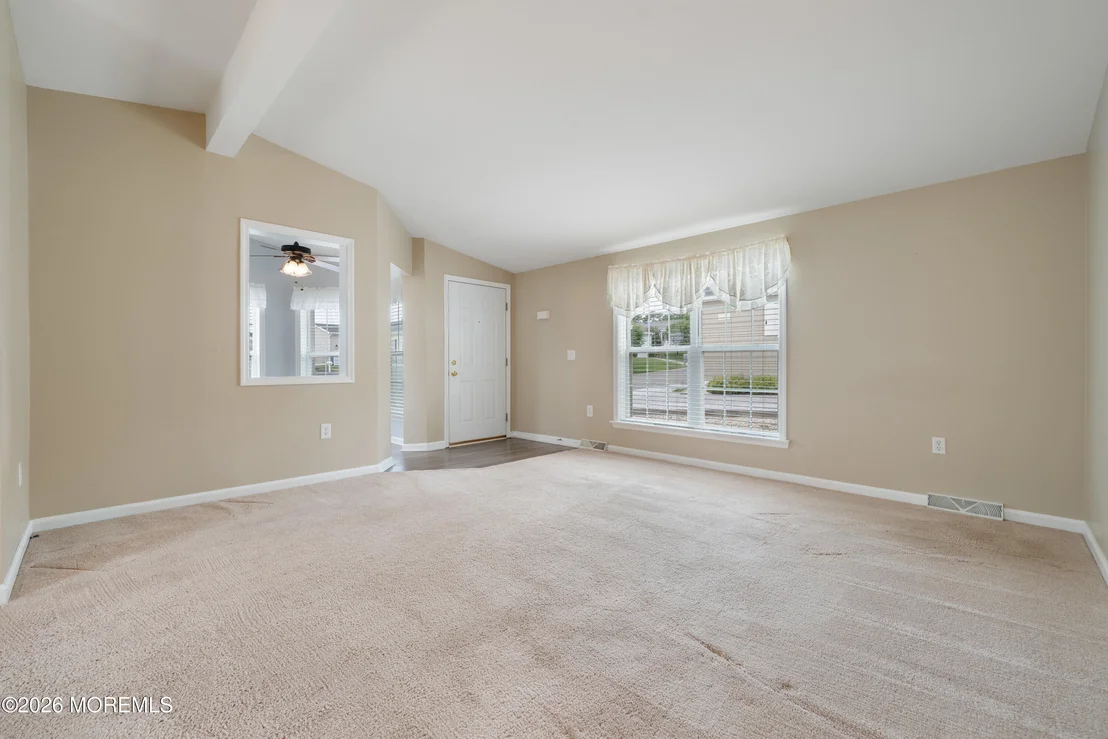 Photo of 48 Fort Lee Drive