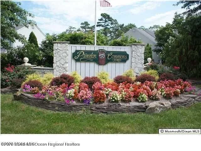 Photo of 19 Mayapple Drive
