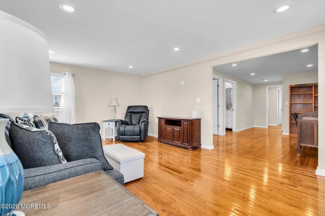 Photo of 116 Cornell Avenue