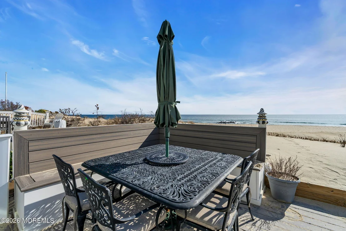 Photo of 55 Beachfront