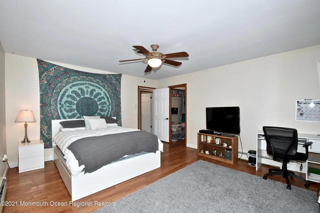 Photo of 241 Edgemere Drive