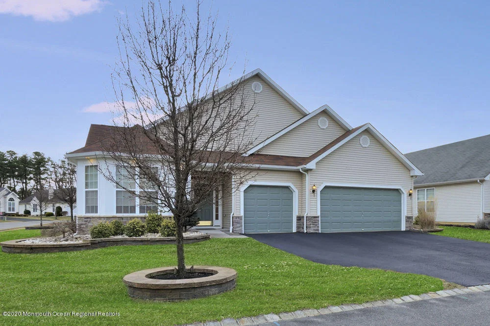 Photo of 1 Woodview Drive