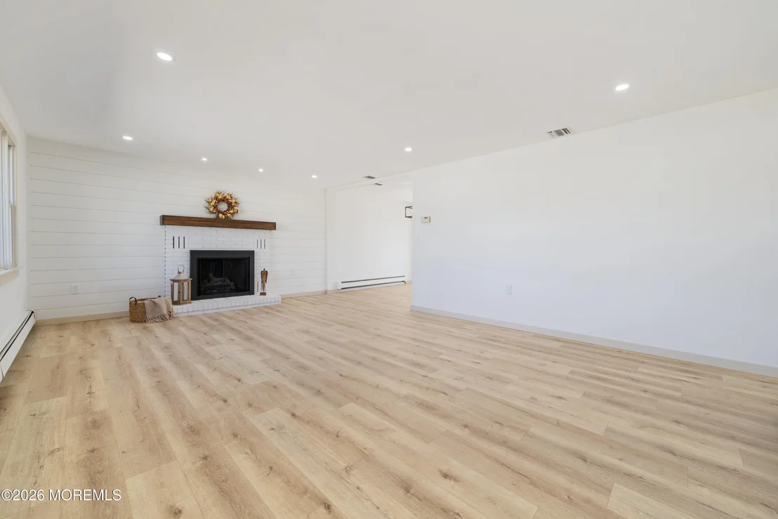 Photo of 715 Richmond Drive