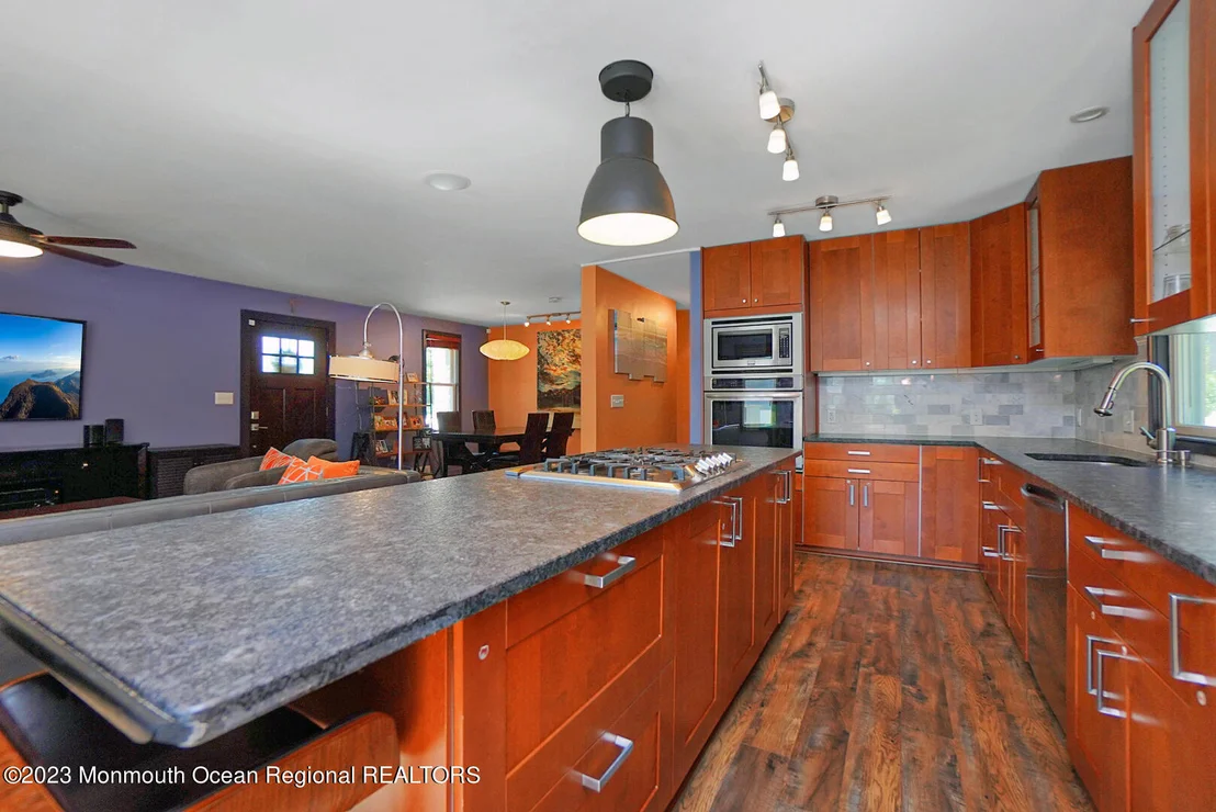 Photo of 175 Delaware Avenue