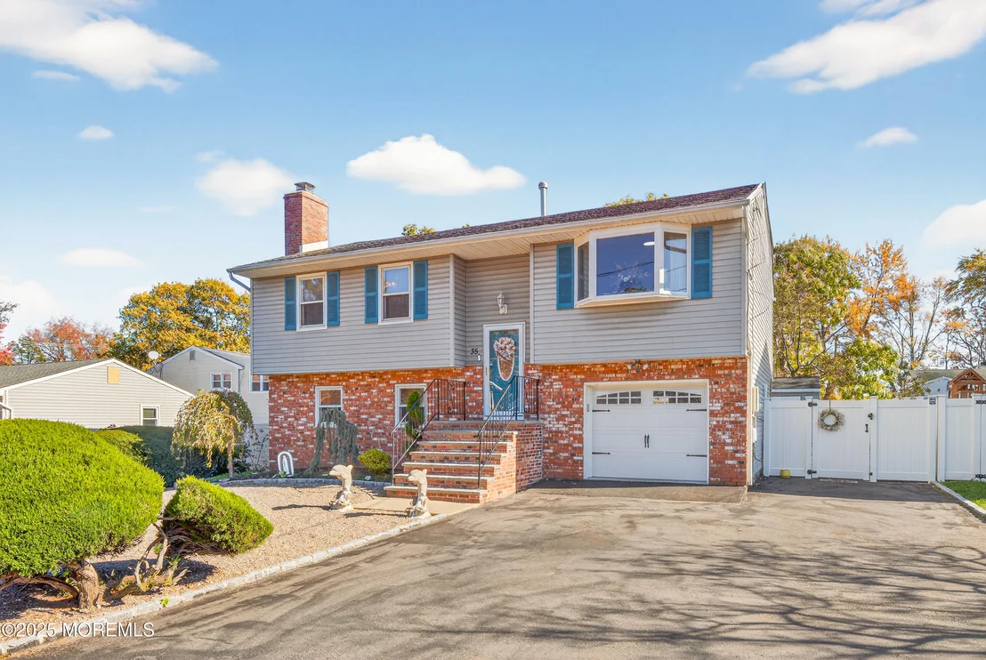 Photo of 35 Heather Road