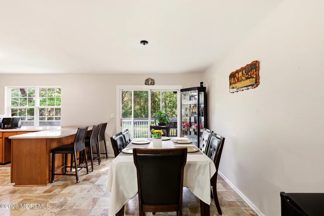 Photo of 225 Cassville Road