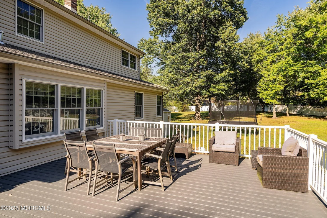 Photo of 657 Rodrigues Lane