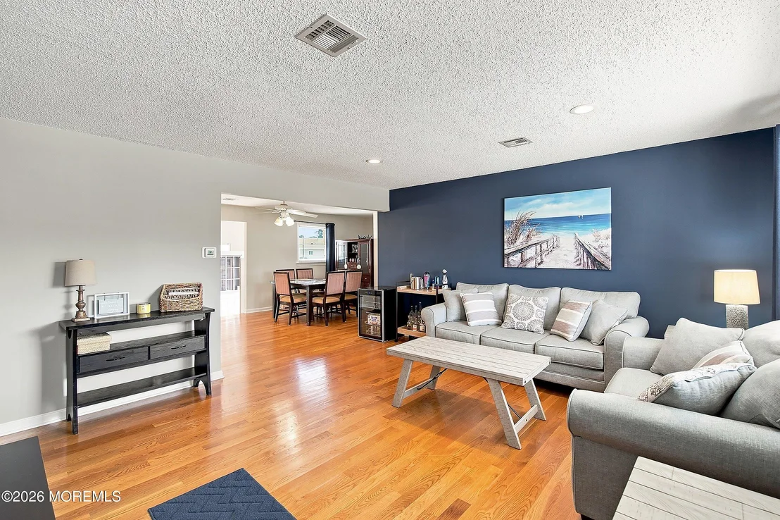Photo of 213 Lorraine Place
