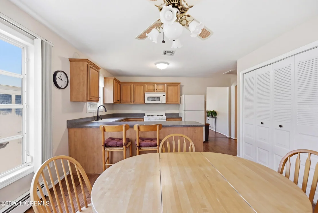 Photo of 78 Pulaski Boulevard