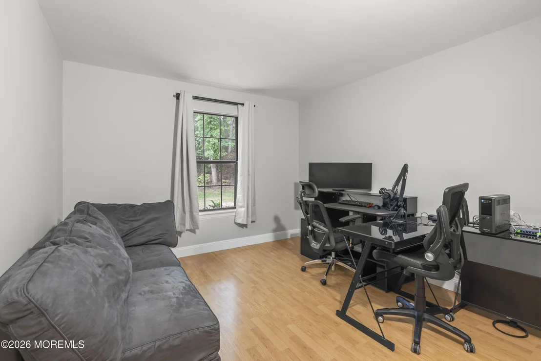 Photo of 303 Wellington PL