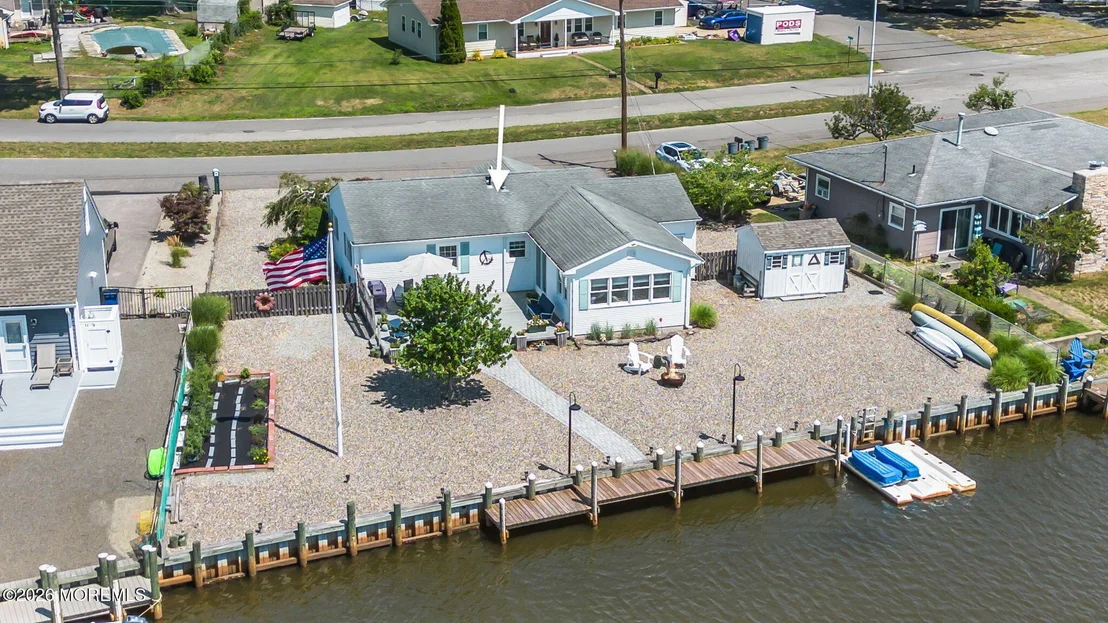 Photo of 39 Parkers Point Boulevard