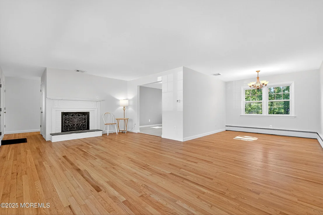 Photo of 7 Sunset Avenue