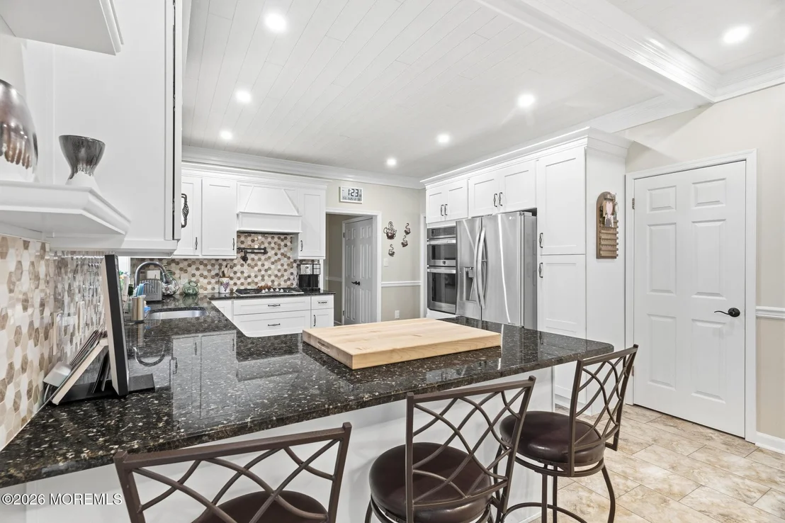 Photo of 711 Tall Oaks Drive