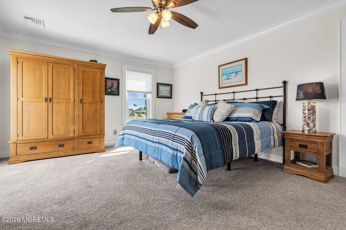 Photo of 237 Bay Shore Drive