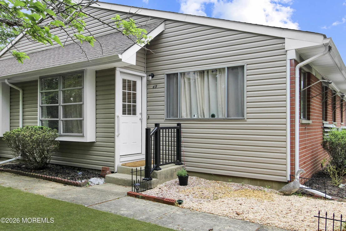 Photo of 4d Potomac Lane