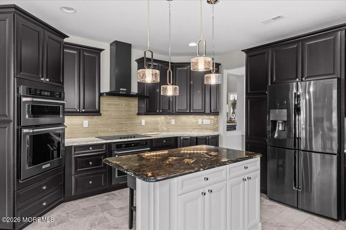 Photo of 7 Firefly Lane
