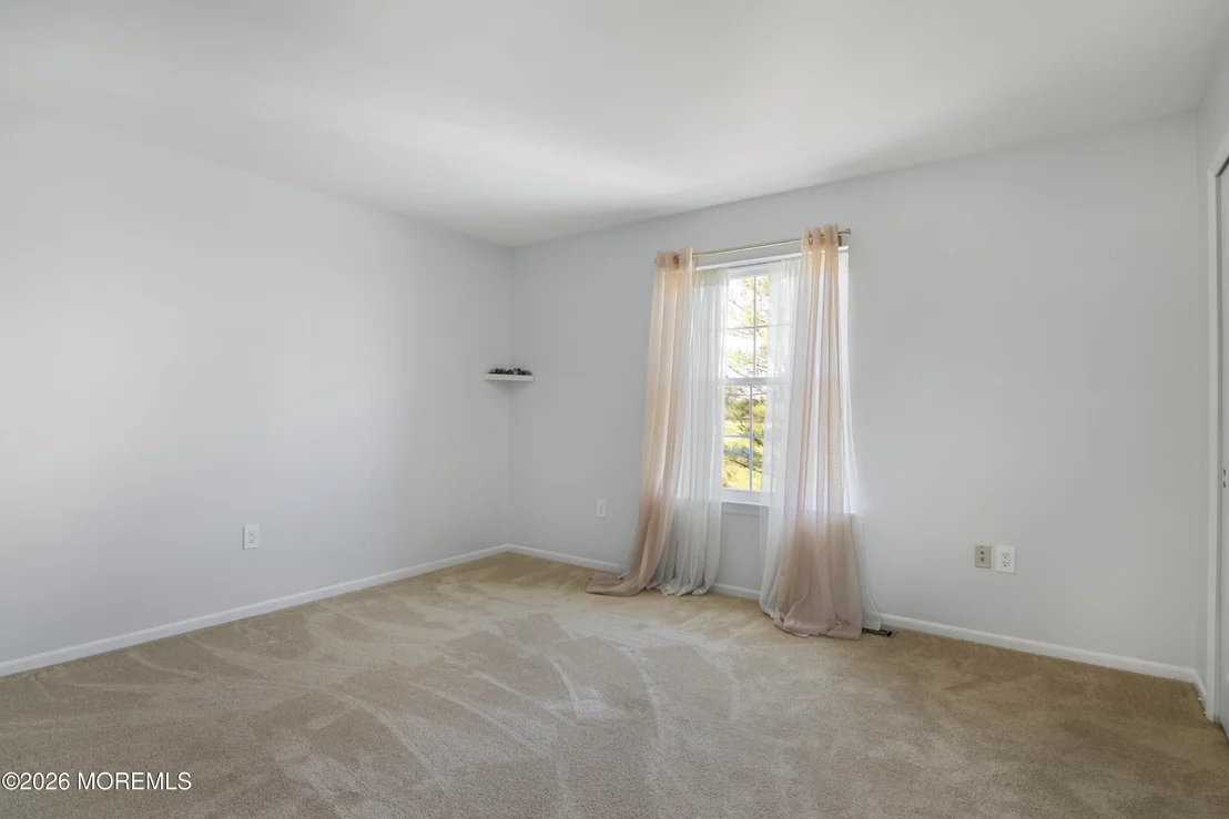 Photo of 22 Fairway Boulevard