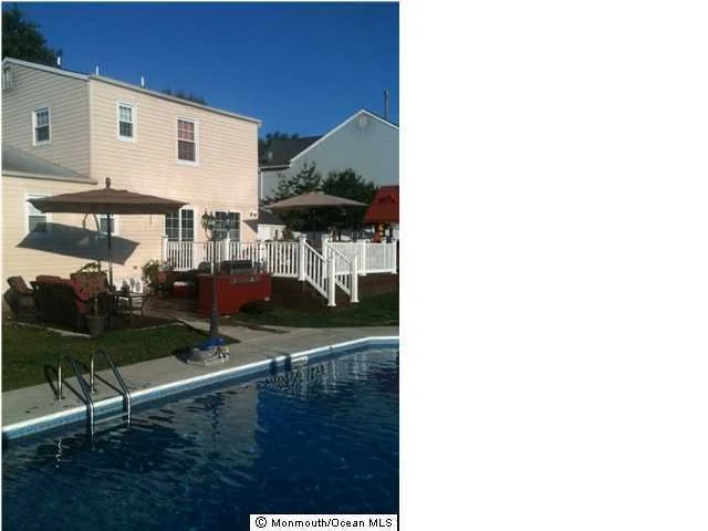 Photo of 838 Columbus Drive