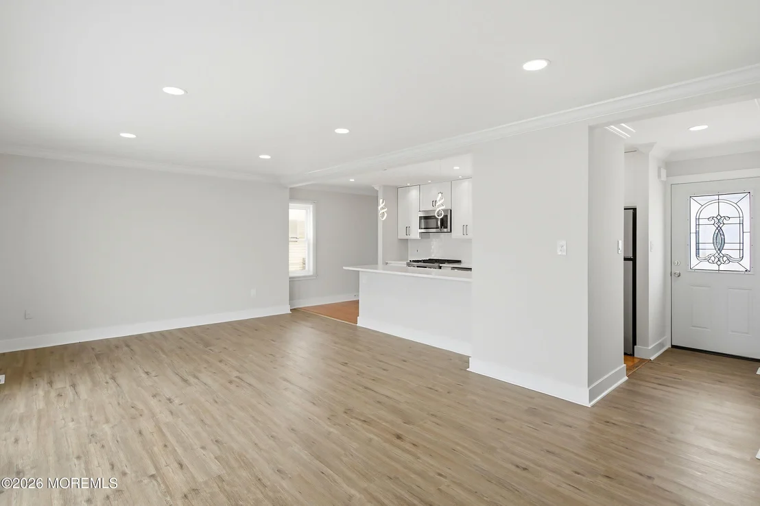 Photo of 1111 Uranus Court