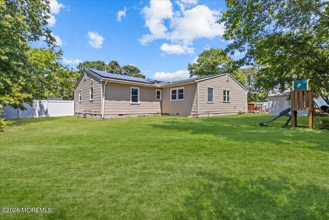 Photo of 2115 Pineview Road
