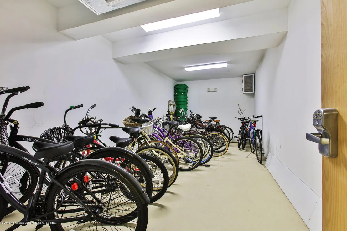 Photo of Unit 2F at 30 Ocean Pathway