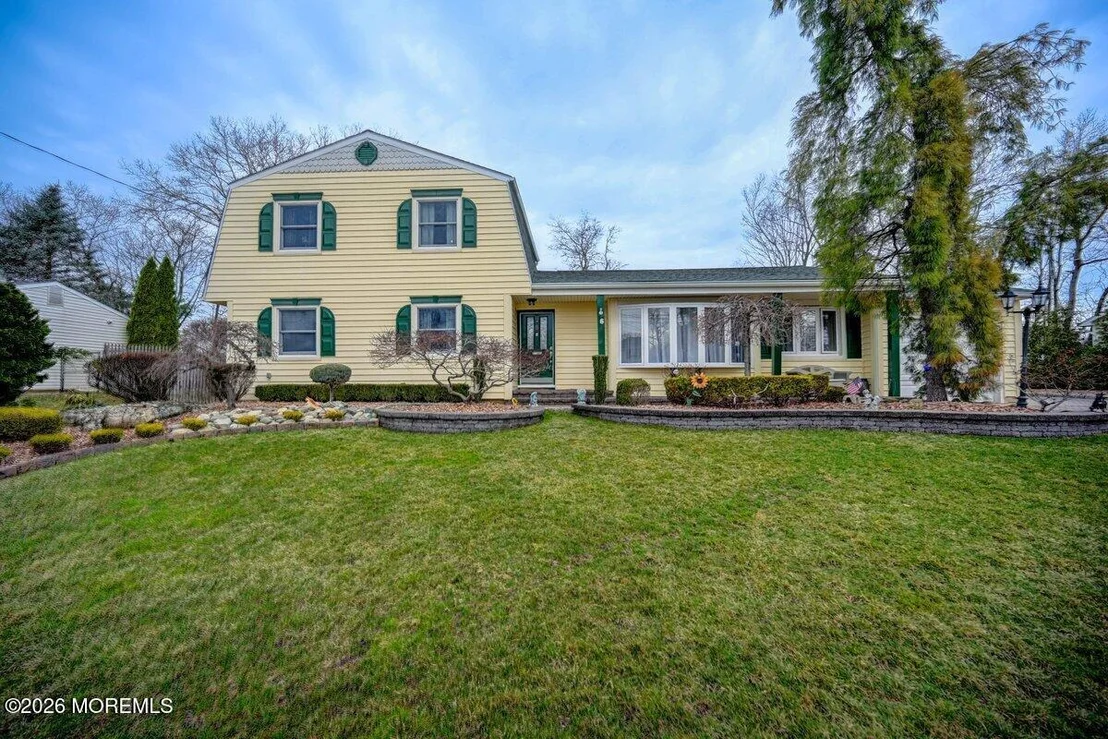 Photo of 6 Meadowbrook Drive