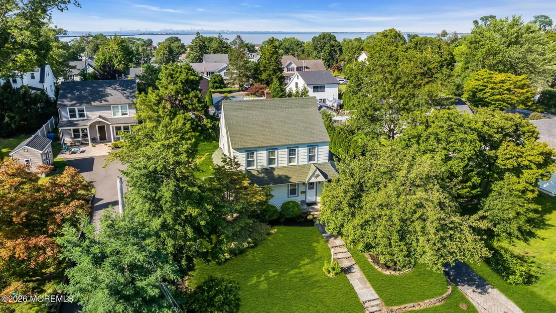 Photo of 39 Highland Avenue