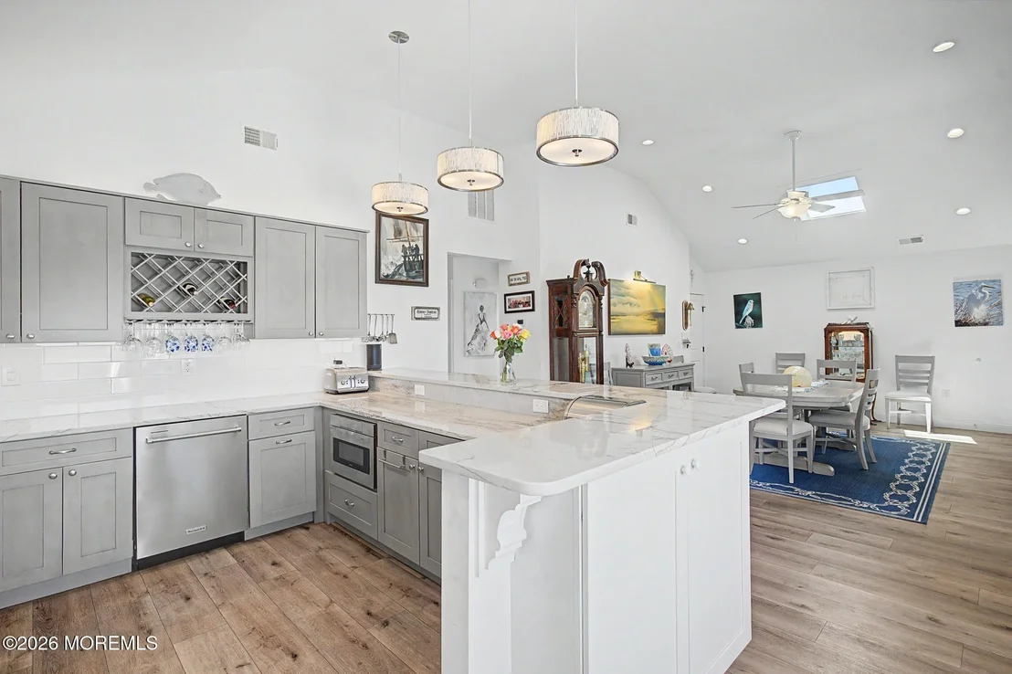 Photo of 418 Dock Road