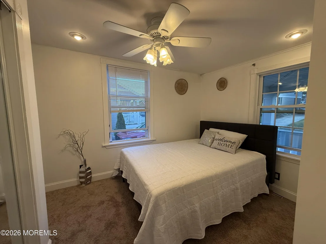 Photo of 1008 14th Avenue