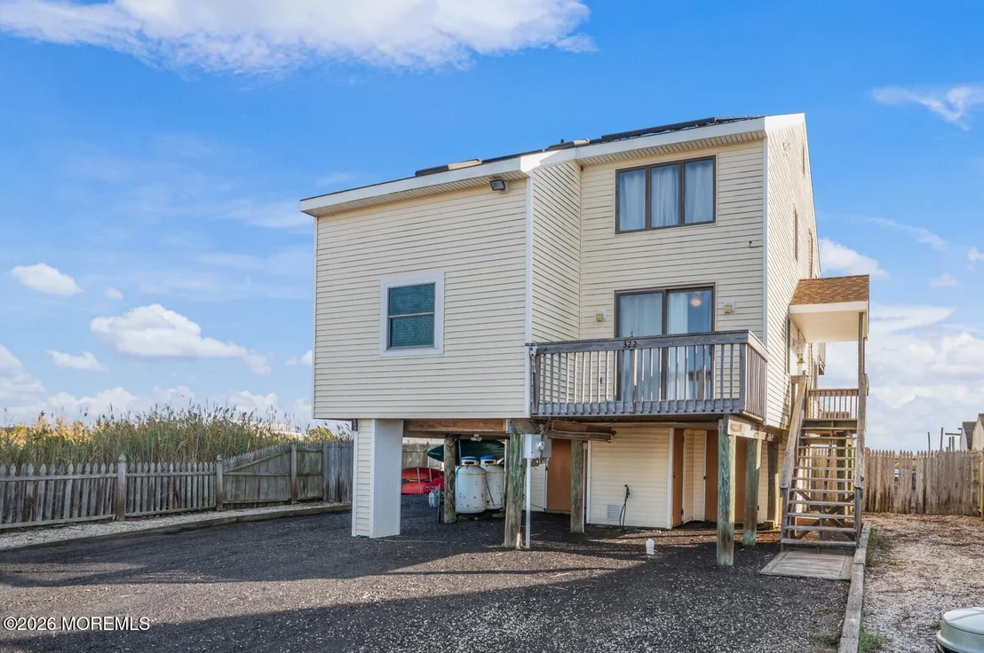 Photo of 322 Dock Road