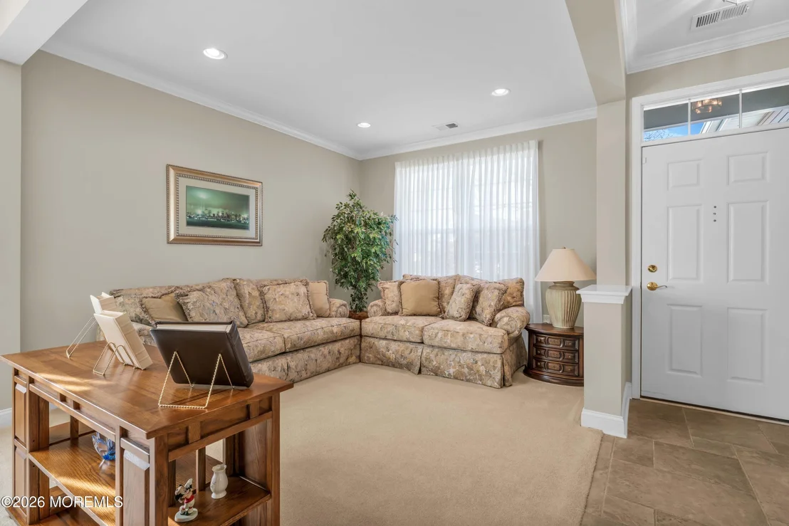 Photo of 178 Huntington Drive