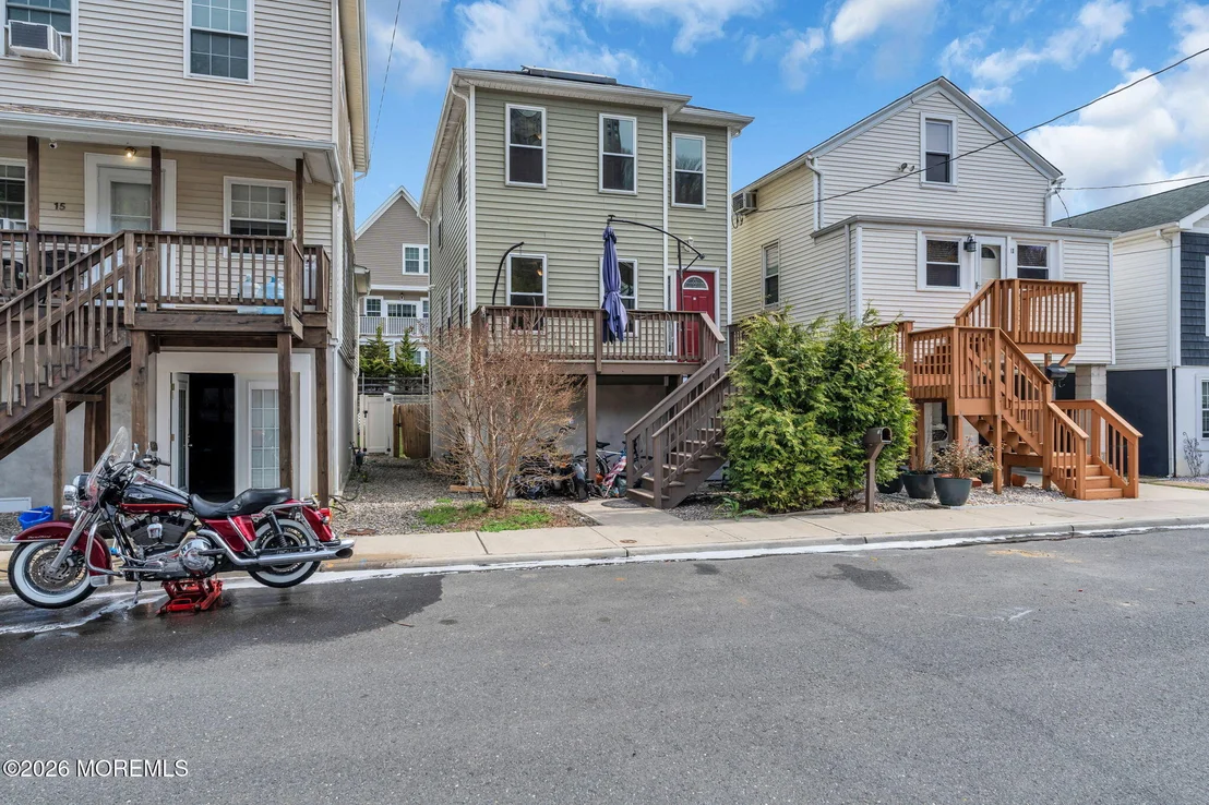 Photo of 13 Locust Street