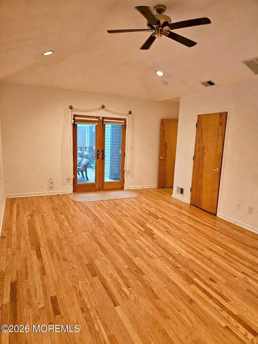 Photo of 655 Laurel Avenue