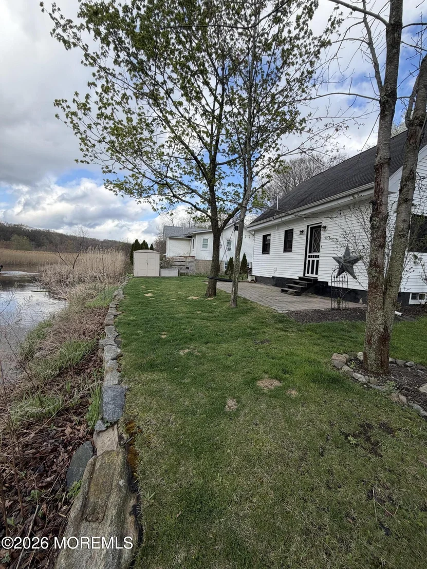 Photo of 1 Riverside Road
