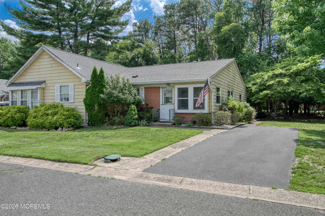 Photo of 12 B Salem Drive