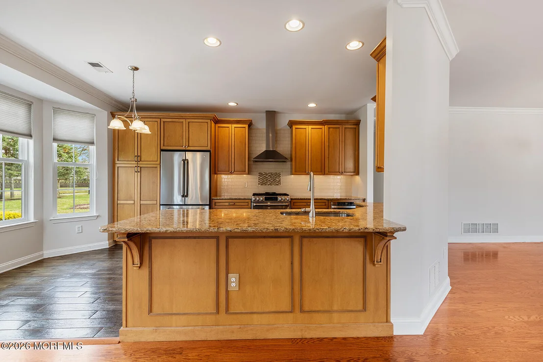 Photo of 1 Colonial Way