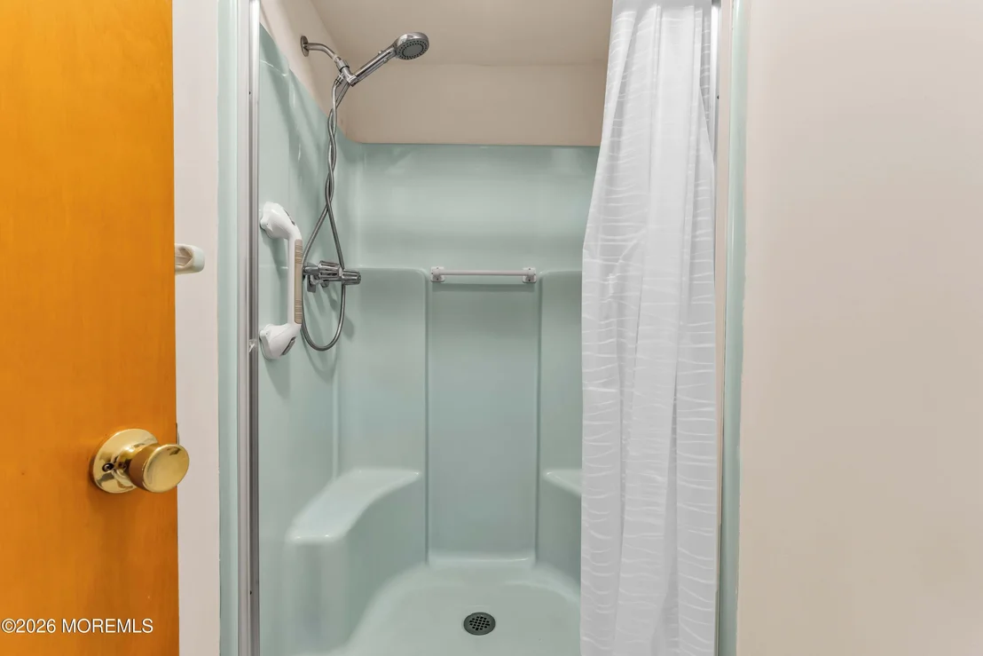 Photo of 1007 Laurel Boulevard