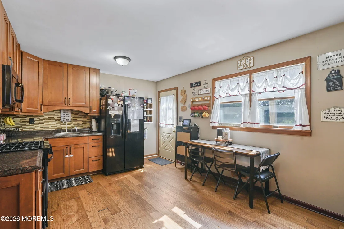 Photo of 7 Princeton Drive