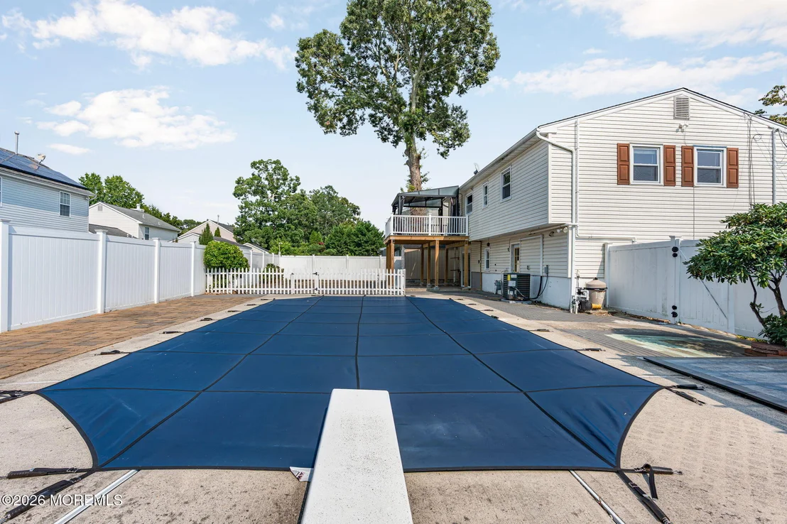 Photo of 666 Longview Drive