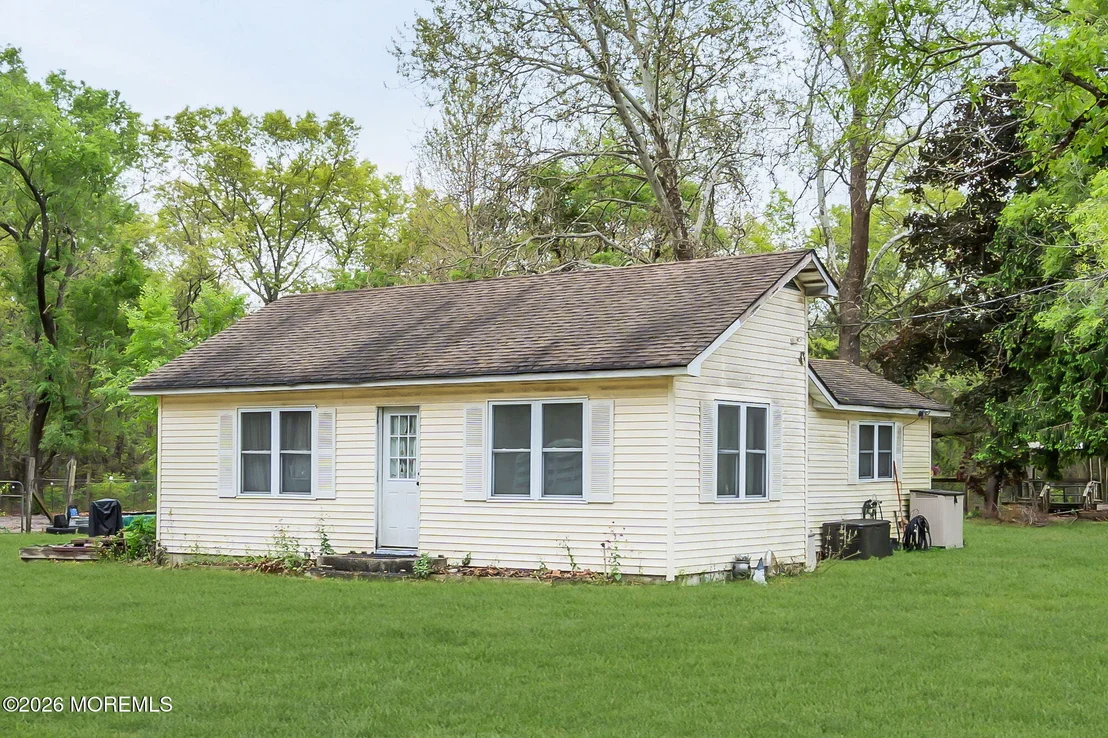 Photo of 3707 North Road